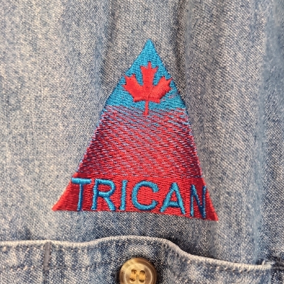 Vintage Casual Button Down Shirt with Relaxed Fit - Picture 3 of 4